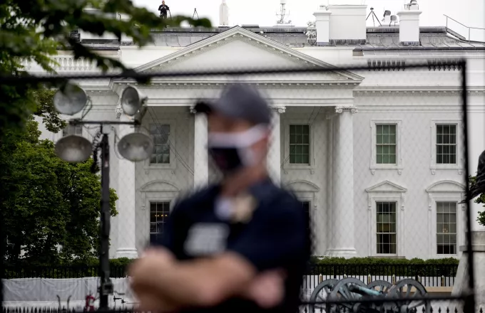 ΗΠΑ: Fake το βίντεο με δήθεν σύλληψη αφροαμερικανού πράκτορα του FBI (VIDEO)