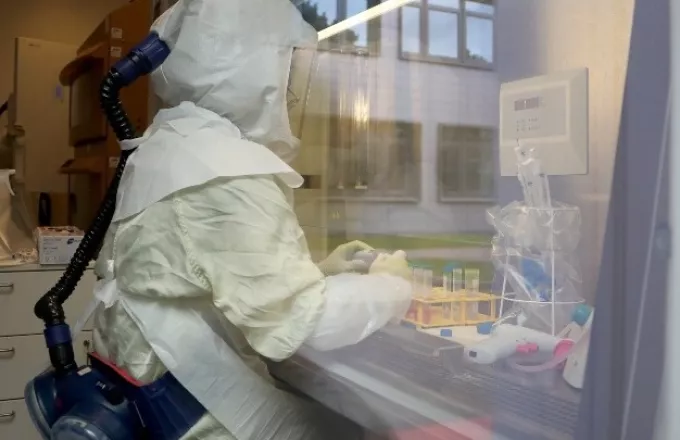 Κορωνοϊός: Το ΕΚΠΑ παρουσιάζει τα νέα δεδομένα για την πανδημία