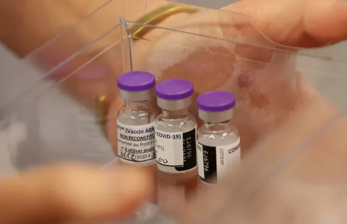 Εντός της ημέρας ενδέχεται να εγκριθεί το εμβόλιο της Moderna από τον ΕΜΑ