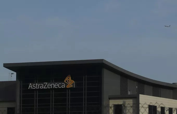 AstraZeneca: Ο έλεγχος σε 17 εκατ. εμβολιασμένους δείχνει ότι δεν υπάρχει αυξημένος κίνδυνος θρόμβων