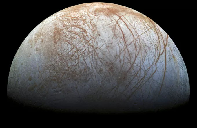 To Juno θα πλησιάσει το κοντινότερο σημείο του Φεγγαριού Europa