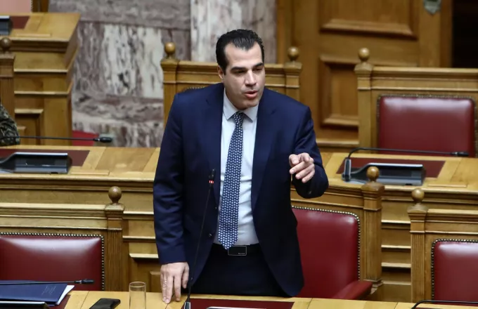 Πλεύρης: O Tσίπρας προσπαθεί να συσπειρώσει ΣΥΡΙΖΑ με πρόταση δυσπιστίας