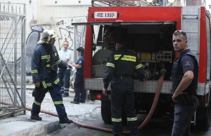 Νεκρός άνδρας σε πυρκαγιά σε διαμέρισμα στη Νίκαια