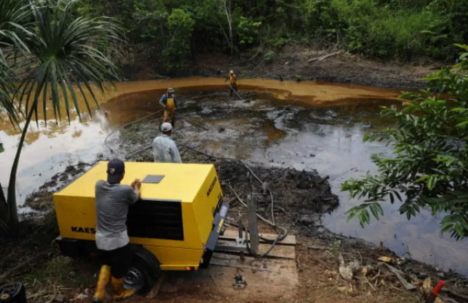 Πρόστιμο μαμούθ στη Chevron για τη ρύπανση του Αμαζονίου