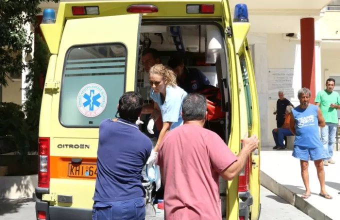Κρήτη: Αυτοκίνητο "άρπαξε" φωτιά εν κινήσει - Στο νοσοκομείο η οδηγός