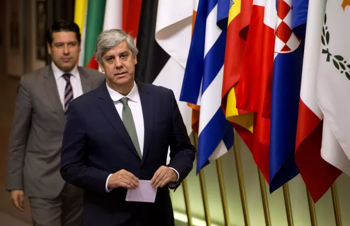 Το Ecofin επαναλαμβάνει τις προειδοποιήσεις για τις παροχές Τσίπρα