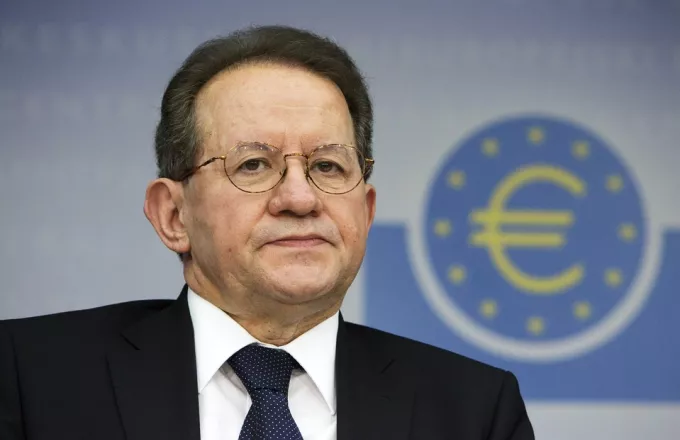Πεπεισμένος πως η Ελλάδα θα μείνει στο ευρώ ο αντιπρόεδρος της ΕΚΤ