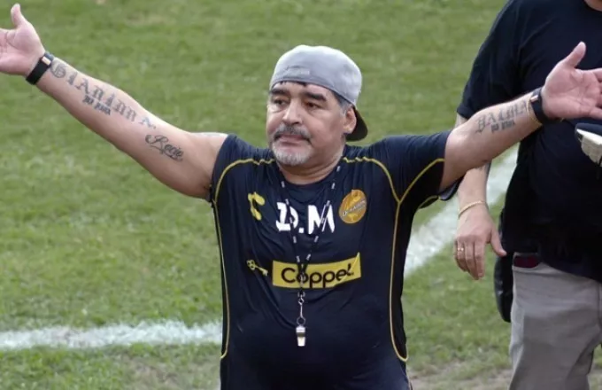 Μαραντόνα: Το χαμίνι του Μπουένος Άιρες που έγινε ο θεός του ποδοσφαίρου