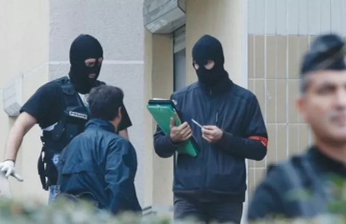 Γαλλία: Ελεύθεροι πέντε από 12 υπόπτους για συμμετοχή σε τρομοκρατικό δίκτυο