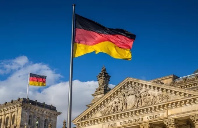 Στο χείλος της ύφεσης η γερμανική οικονομία-Καμπανάκι στο Βερολίνο