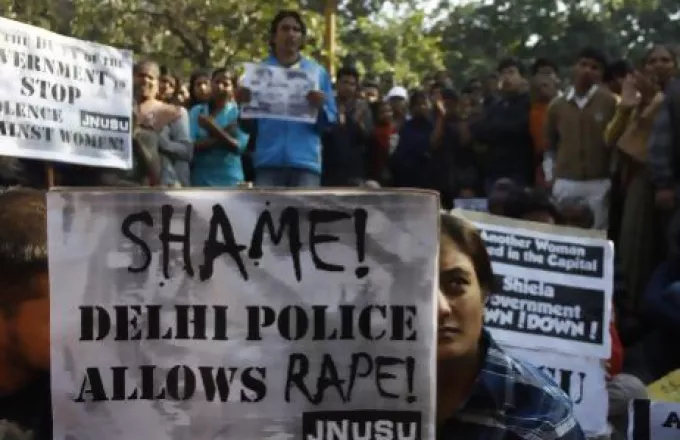Ινδία: Νεκρός ένας αστυνομικός θύμα των αναταραχών της Κυριακής
