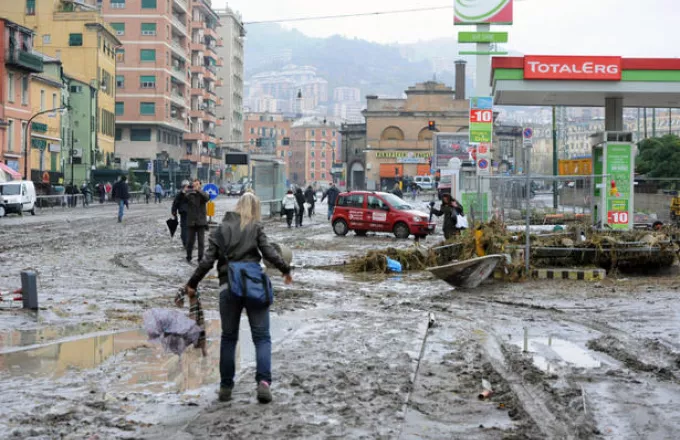 Φονικές πλημμύρες στην Ιταλία (Video)