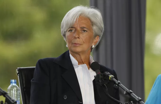 DW: Προειδοποίηση ΔΝΤ για τάσεις λαϊκισμού