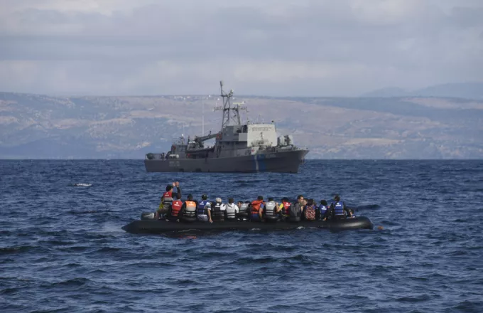 Πάνω από 100 πρόσφυγες και μετανάστες διασώθηκαν στο Αιγαίο