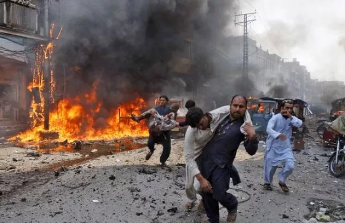 Τουλάχιστον 20 νεκροί από έκρηξη σε σιιτικό τζαμί στο Πακιστάν