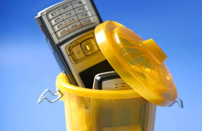 Ανακύκλωση κινητών τηλεφώνων σε Περιστέρι και Γρεβενά