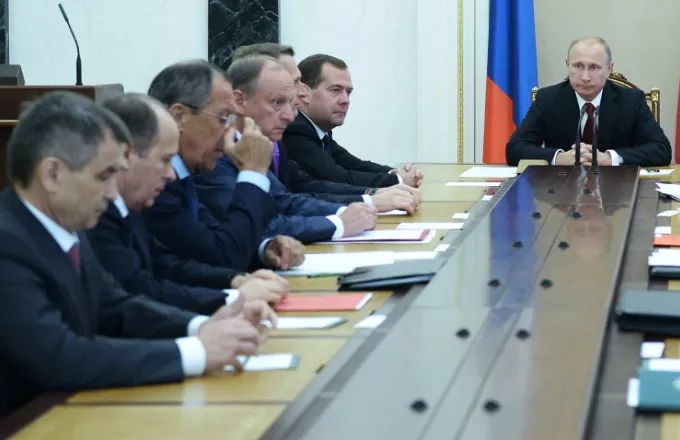 Συνεργασίες για την αντιμετώπιση του Ισλαμικού Κράτους εξετάζει ο Πούτιν