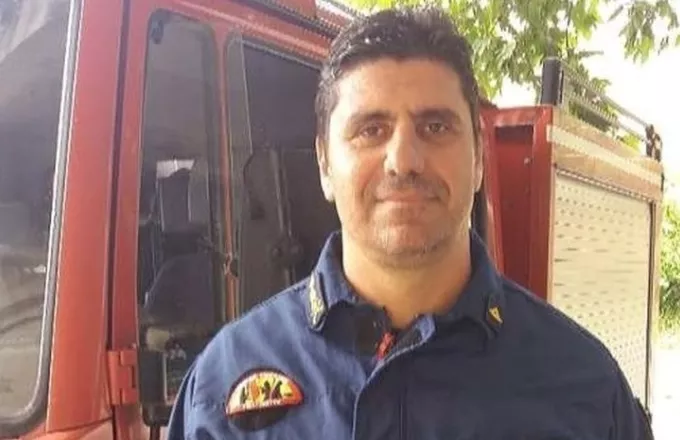 Σίνδος: Νεκρός πυροσβέστης κατά την κατάσβεση φωτιάς- ΕΔΕ για το θάνατό του