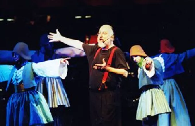 Ο Διονύσης Σαββόπουλος τραγούδησε για τα παιδιά στο Ηρώδειο 