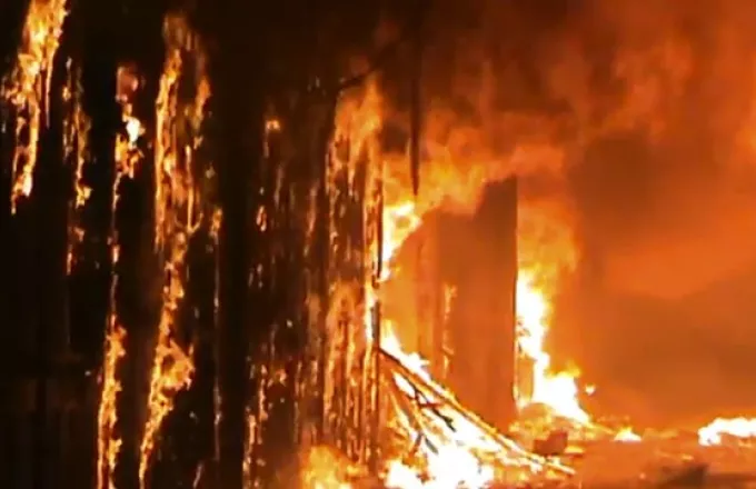 Συρία: Μεγάλη πολιτισμική καταστροφή στο Χαλέπι – στις φλόγες μεσαιωνική αγορά