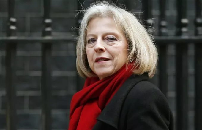 «Απίθανος» ο στόχος μείωσης των μεταναστών παραδέχεται η αρμόδια Βρετανίδα υπουργός