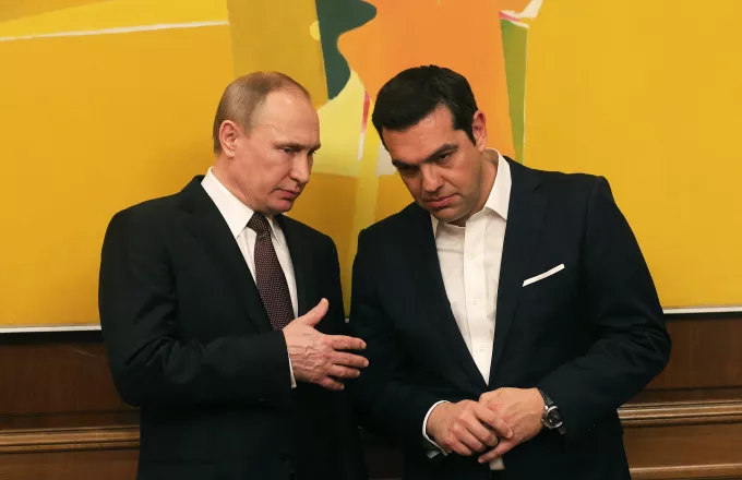 Πλήρη αποκατάσταση σχέσεων με Ρωσία θέλει η Ελλάδα πριν το ραντεβού με ΗΠΑ