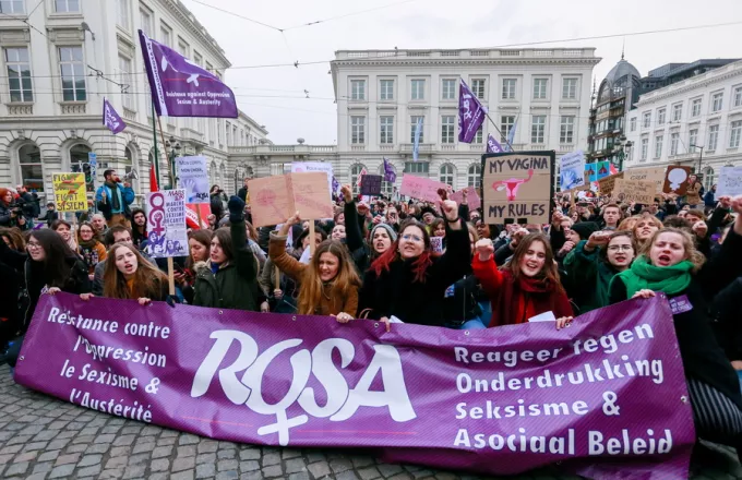 Ογκώδεις διαδηλώσεις ανά τον κόσμο για την Ημέρα της Γυναίκας (VIDEO-ΦΩΤΟ)