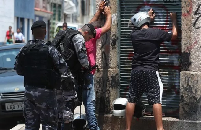 Βραζιλία: Τουλάχιστον 13 νεκροί σε αστυνομική επιχείρηση σε φαβέλες του Ρίο