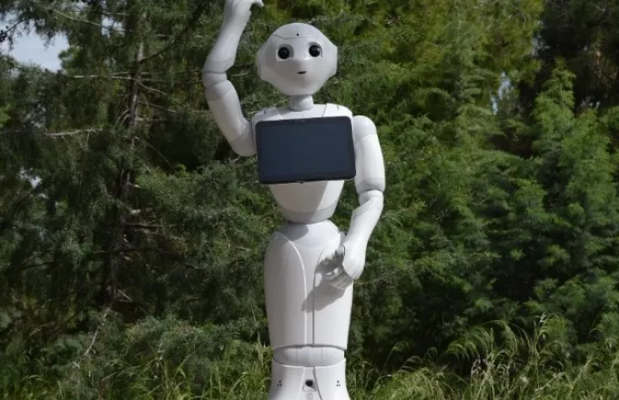 Το ρομπότ Pepper του Διεθνούς Αερολιμένα Αθηνών, θα παρουσιασθεί στην ΔΕΘ