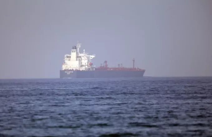 «Όχι» σε ανταλλαγή δεξαμενόπλοιων λέει το Λονδίνο στην Τεχεράνη 