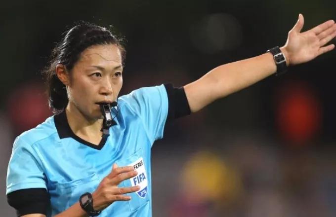 Γράφουν ιστορία-Πρώτη φορά τρεις γυναίκες διαιτητές στο κύπελλο Ασίας 
