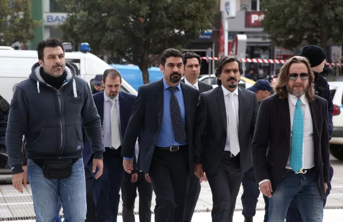 Σήμερα η απόφαση για άσυλο στους οκτώ Tούρκους στρατιωτικούς