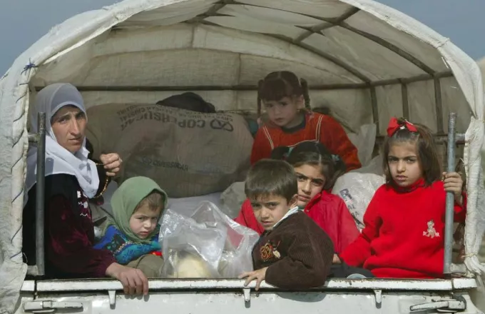 HRW: Εκατοντάδες ασυνόδευτα παιδιά εγκαταλελειμμένα  στο Παρίσι
