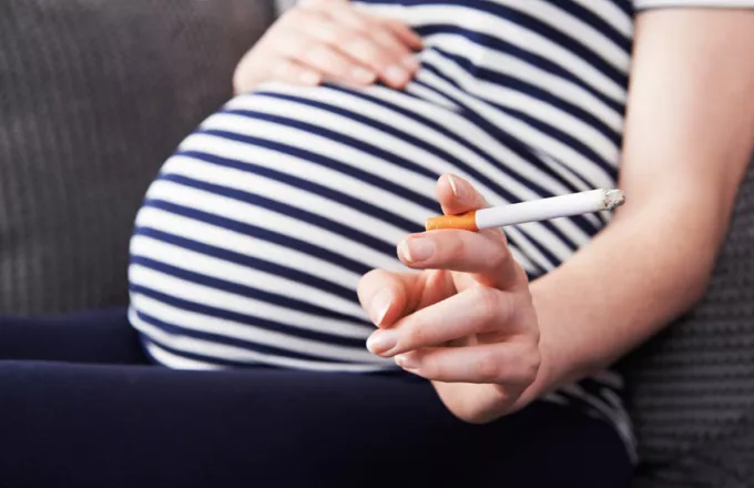 Υπερκινητικά είναι συχνά τα παιδιά των γυναικών που κάπνιζαν κατά την κύηση