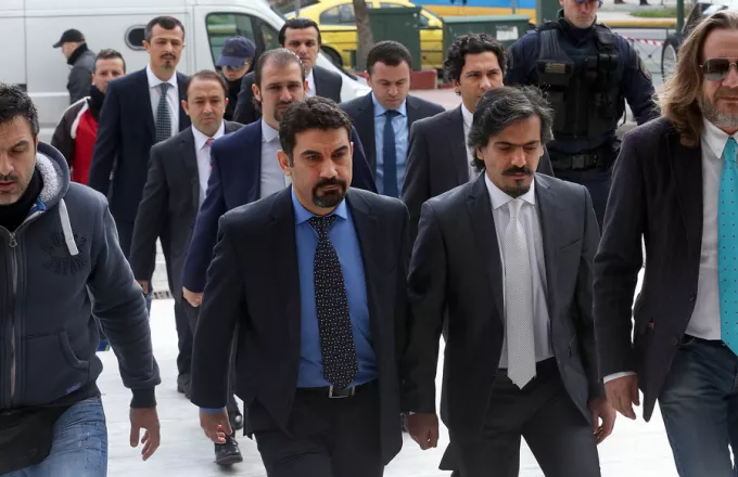 Το ΣτΕ αποφασίζει για τους 8 Τούρκους αξιωματικούς