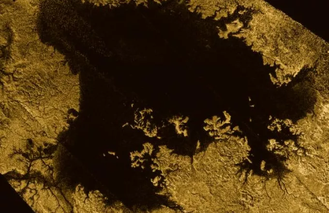 Στον Τιτάνα υπάρχει ένα «επίπεδο θάλασσας» από υδρογονάνθρακες
