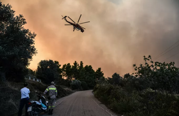 Οριοθετήθηκε η πυρκαγιά στο Δήμο Διρφύων – Μεσσαπίων στην Εύβοια