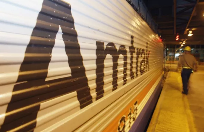 Εκτροχιασμός τρένου με εκατοντάδες επιβάτες έξω από τη Φιλαδέλφεια – φόβοι για νεκρούς