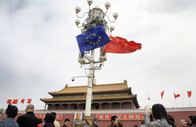 Η Κίνα πιέζει την ΕΕ για εμπορική συμμαχία ενάντια στις πολιτικές Τραμπ