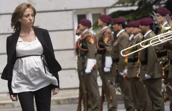 Πέθανε η πρώτη γυναίκα Υπουργός Άμυνας της Ισπανίας