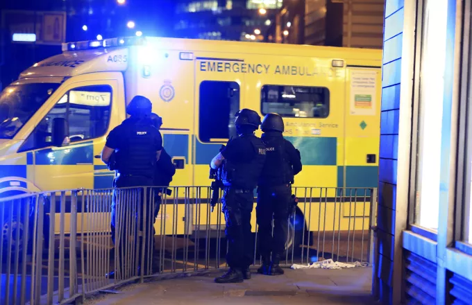 Λονδίνο: Τέσσερις νεκροί από επιθέσεις με μαχαίρι το βράδυ της παραμονής