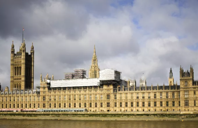 Βρετανικό κοινοβούλιο: To πρόβλημα της σεξουαλικής εκμετάλλευσης είναι "ενδημικό"