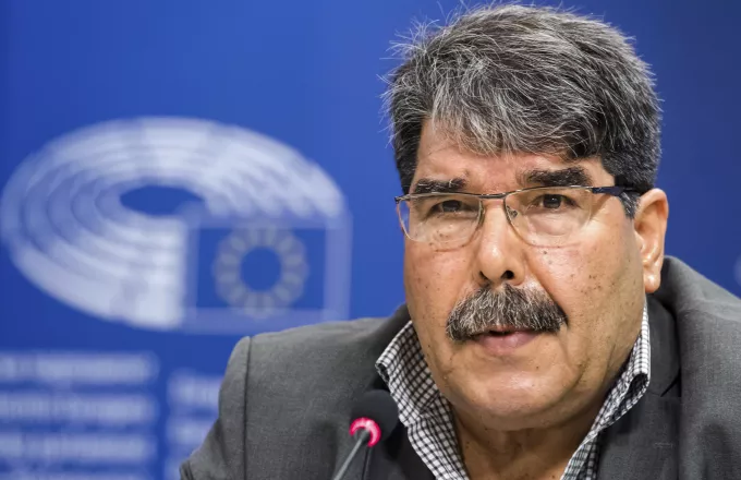 Συνελήφθη στην Πράγα ηγέτης των Κούρδων της Συρίας