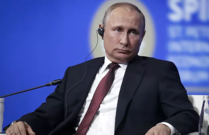 Πούτιν: Θα τηρήσω το Σύνταγμα και θα αποχωρήσω από την προεδρία το 2024