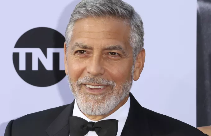 Καρέ- Καρέ η στιγμή του τροχαίου ατυχήματος του George Clooney