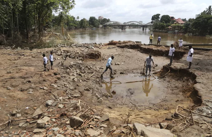 Στους 445 οι νεκροί από τις πλημμύρες στο κρατίδιο Κεραλά στην Ινδία