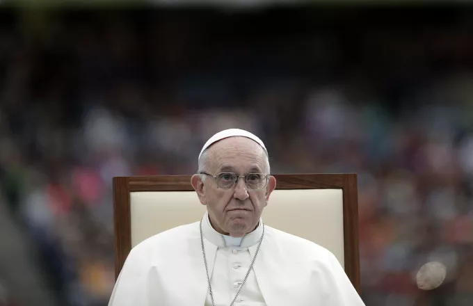 Πάπας Φραγκίσκος: Ζητώ συγγνώμη από το θεό για τα σεξουαλικά σκάνδαλα