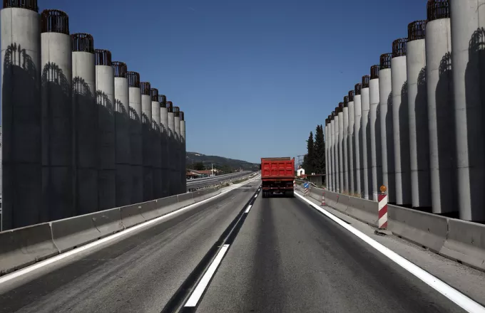 Έκθεση-καταπέλτης της ΕΕ για τρεις ελληνικούς αυτοκινητόδρομους