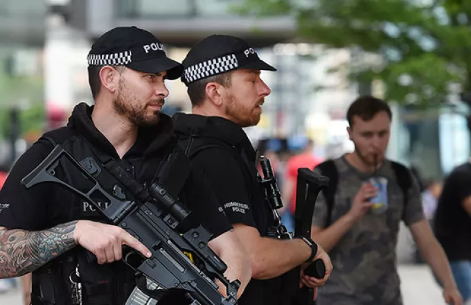 Βρετανία-αστυνομία: Το περιστατικό ομηρείας δεν σχετίζεται με τρομοκρατία  