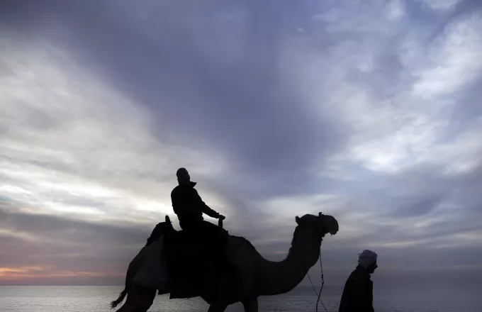 Τούρκος αγρότης πουλάει την... καμήλα του για να εξαγοράσει την θητεία του